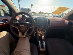 
										2013 Chevrolet sonic full									