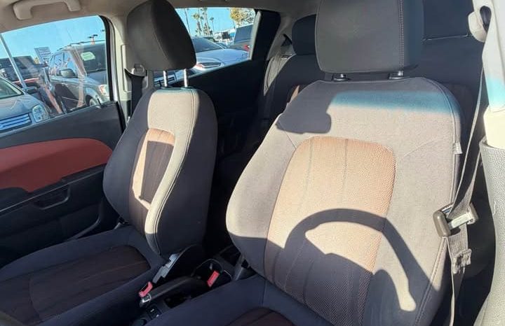
								2013 Chevrolet sonic full									