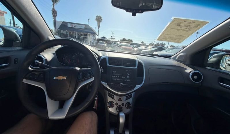 
								2017 Chevrolet sonic full									