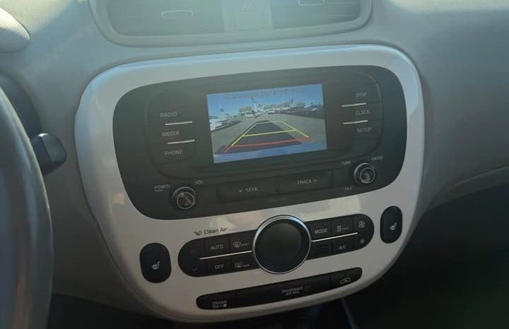 
								2017 Kia Soul full									