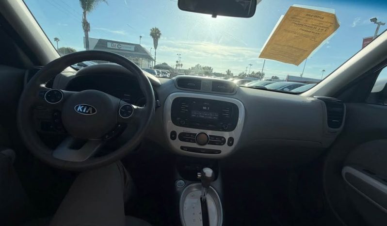
								2017 Kia Soul full									