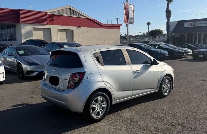 
								2013 Chevrolet sonic full									