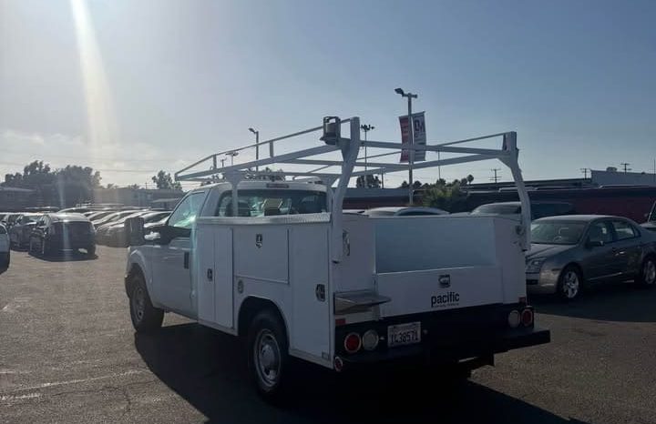 
								2014 Ford f-250 Utility Truck full									