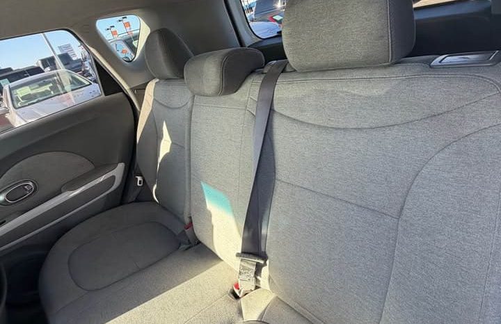 
								2017 Kia Soul full									