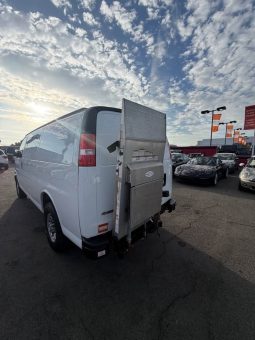 
										2021 Chevrolet express 3500 cargo Van full									