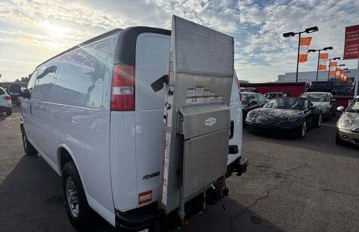 
								2021 Chevrolet express 3500 cargo Van full									