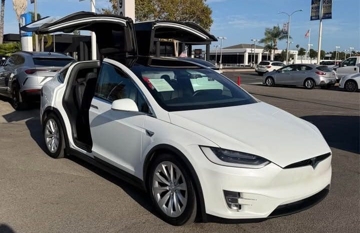 
								2018 Tesla model x 75D Sport Utility 4D full									