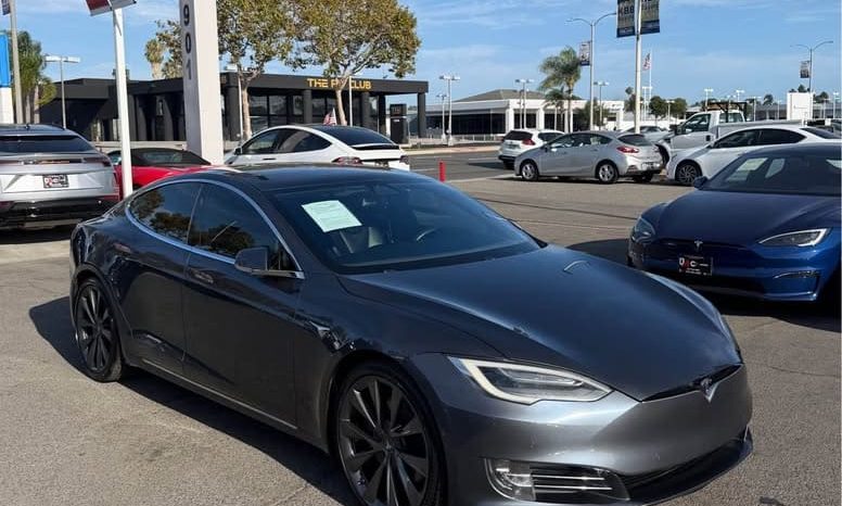 
								2019 Tesla model s Standard Sedan 4D full									