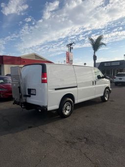 
										2021 Chevrolet express 3500 cargo Van full									