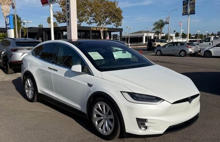 
								2018 Tesla model x 75D Sport Utility 4D full									