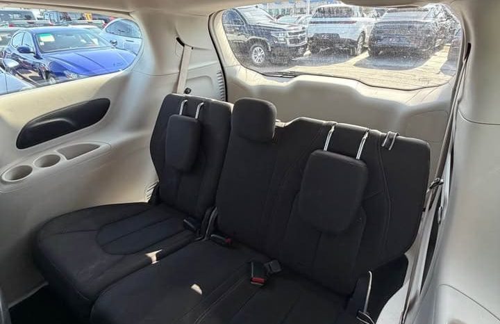 
								2017 Chrysler pacifica full									