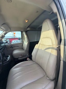 
										2021 Chevrolet express 3500 cargo Van full									