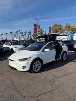 
										2018 Tesla model x 75D Sport Utility 4D full									