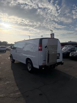 
										2021 Chevrolet express 3500 cargo Van full									
