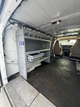 
										2021 Chevrolet express 3500 cargo Van full									