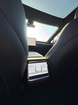 
										2024 Tesla model s Plaid Sedan 4D full									