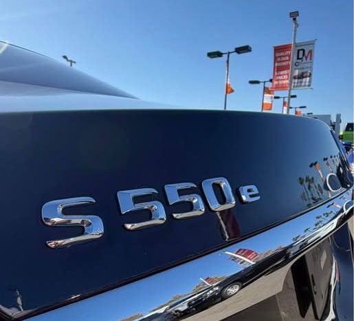 
								2016 Mercedes-Benz s-class S550E full									