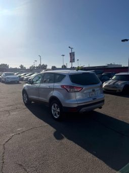 
										2014 Ford escape full									