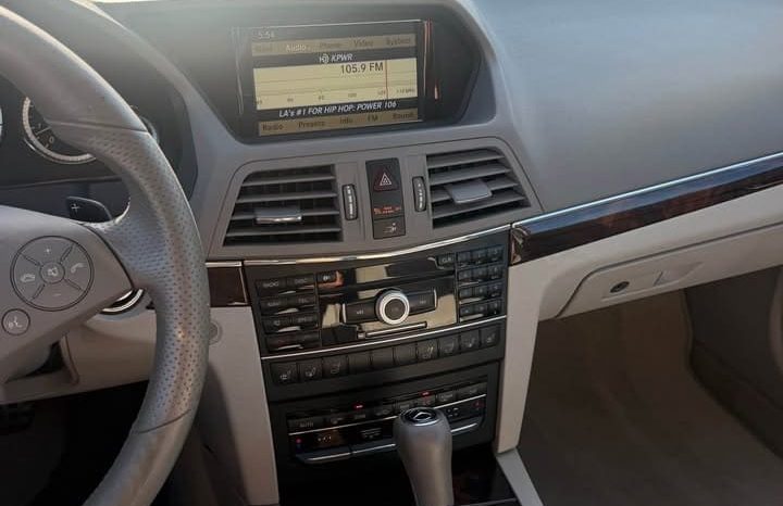 
								2011 Mercedes-Benz e-class E 350 Cabriolet 2D full									
