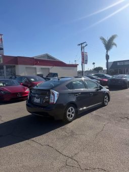 
										2012 Toyota prius Five full									