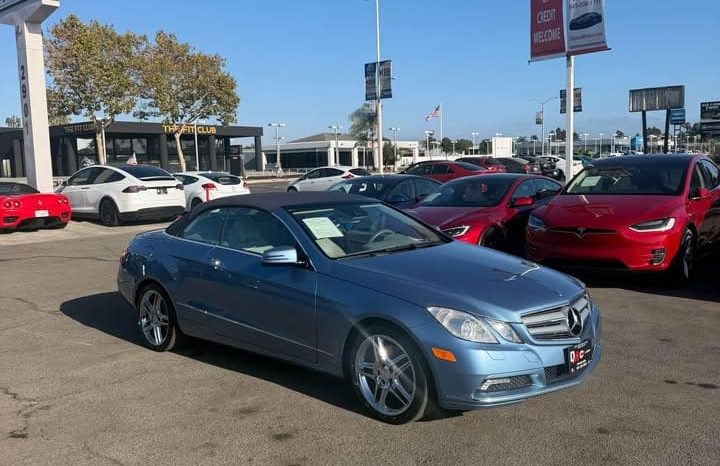 
								2011 Mercedes-Benz e-class E 350 Cabriolet 2D full									