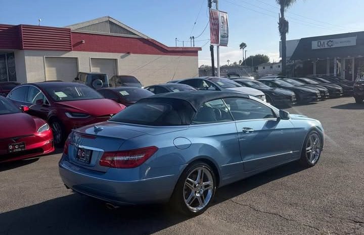
								2011 Mercedes-Benz e-class E 350 Cabriolet 2D full									