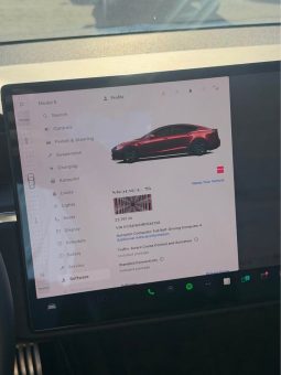 
										2024 Tesla model s Plaid Sedan 4D full									