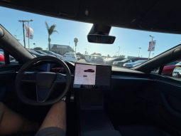 
										2024 Tesla model s Plaid Sedan 4D full									