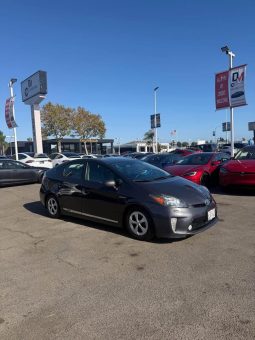 
										2012 Toyota prius Five full									
