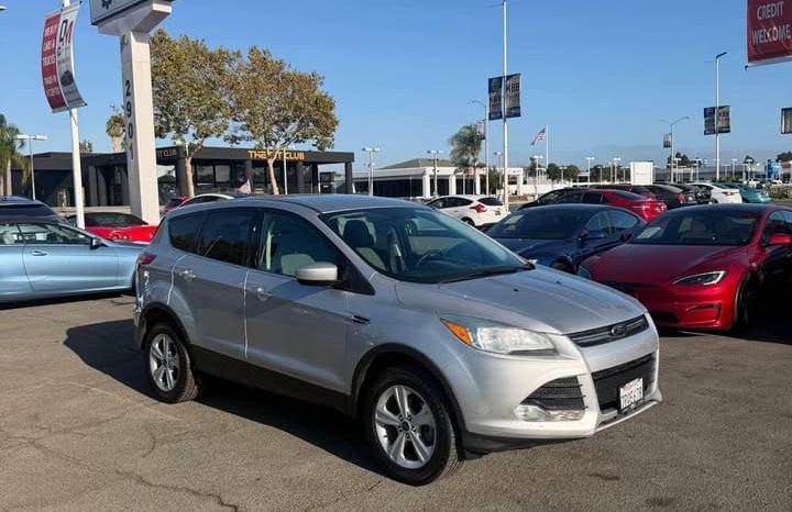 
								2014 Ford escape full									