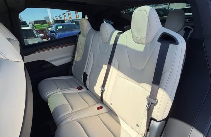 
								2024 Tesla model x Long Range Sport Utility 4D full									