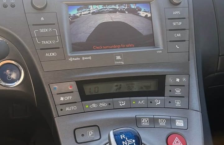 
								2012 Toyota prius Five full									