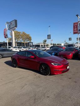 
										2024 Tesla model s Plaid Sedan 4D full									