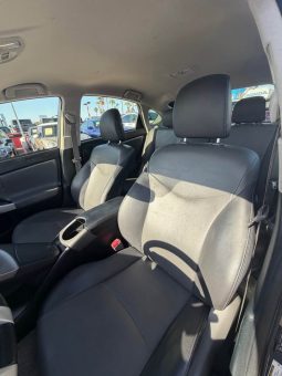 
										2012 Toyota prius Five full									