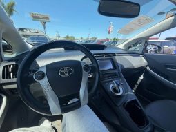 
										2011 Toyota prius IV full									