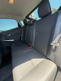 
										2011 Toyota prius IV full									