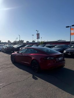 
										2024 Tesla model s Plaid Sedan 4D full									