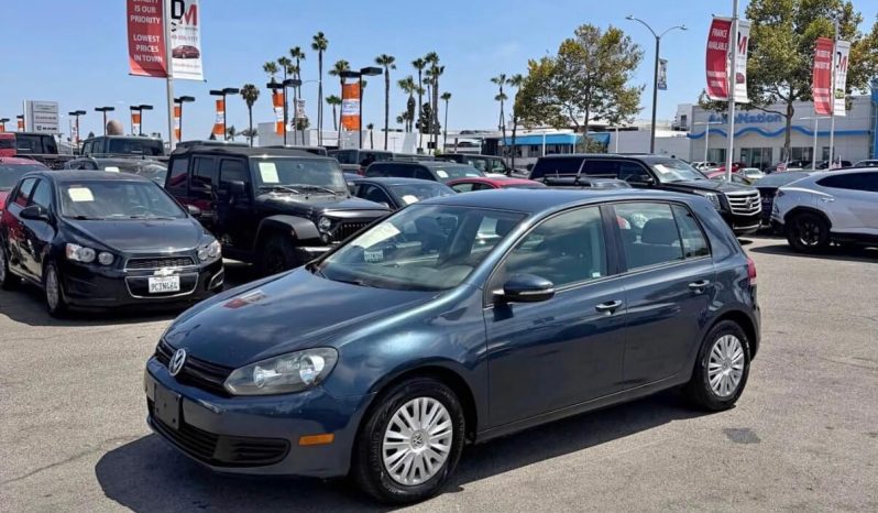 
								2013 Volkswagen Golf full									