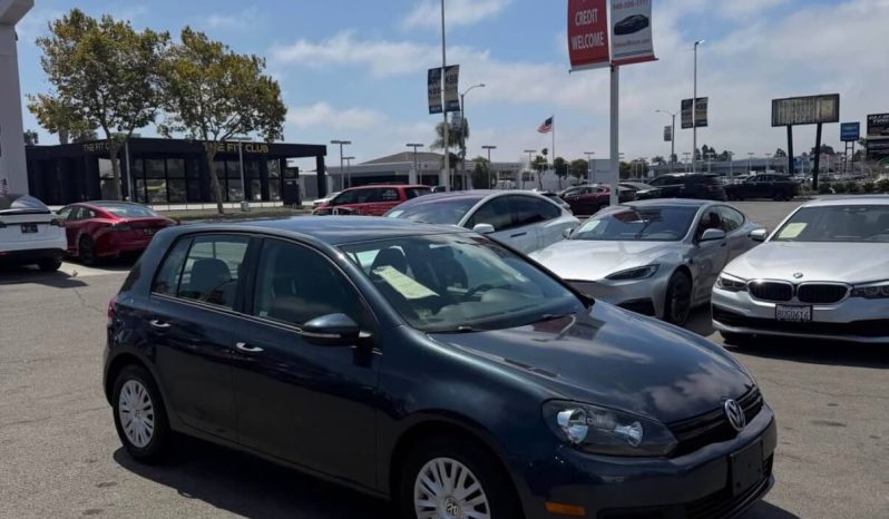 
								2013 Volkswagen Golf full									