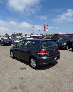 
										2013 Volkswagen Golf full									