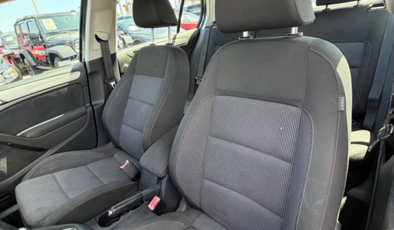 
								2013 Volkswagen Golf full									