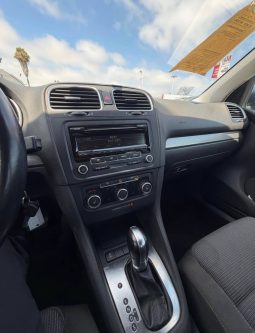 
										2013 Volkswagen Golf full									