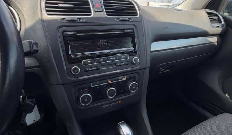 
								2013 Volkswagen Golf full									