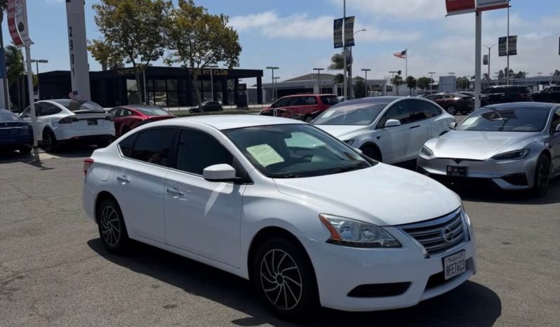 
								2015 Nissan Sentra full									