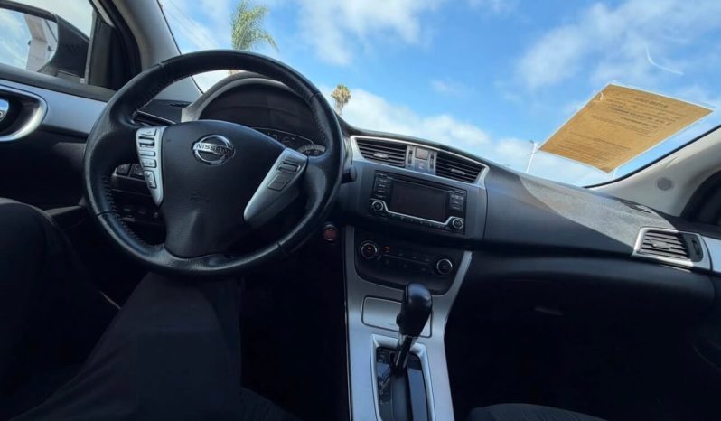 
								2015 Nissan Sentra full									