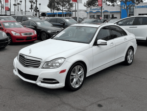 2013 Mercedes-Benz c-class C 250 Luxury Sedan 4D