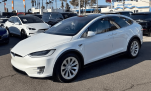 2018 Tesla model x 75D Sport Utility 4D