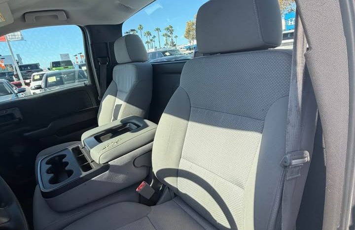 
								2015 Chevrolet silverado 1500 regular cab full									