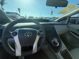 
										2010 Toyota prius full									