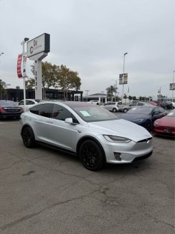 
										2018 Tesla model x 75D Sport Utility 4D full									